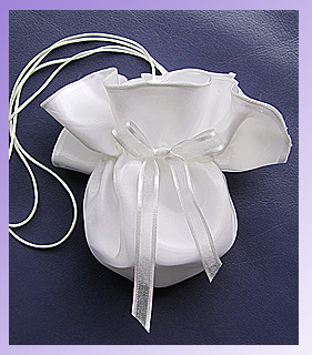 Tasche, Beutel, Beuteltasche aus Satin oder Satin/Organza mit Schleife, weiß, zur Kommunion oder Hochzeit