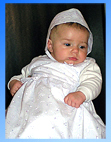 Taufkleider bei www.hochzeit-taufe-erstkommunion.de