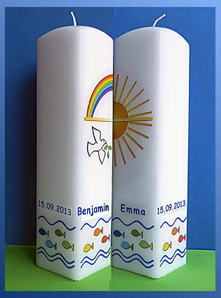 Taufkerzen-Set: zwei Quaderkerzen mit Druckmotiv rundum, dabei hat jede Kerze das komplette Motiv, aber beide ergeben nebeneinander gestellt das ganze Bild Kerzenset für Zwillinge oder Geschwister Motiv "Schöpfung"